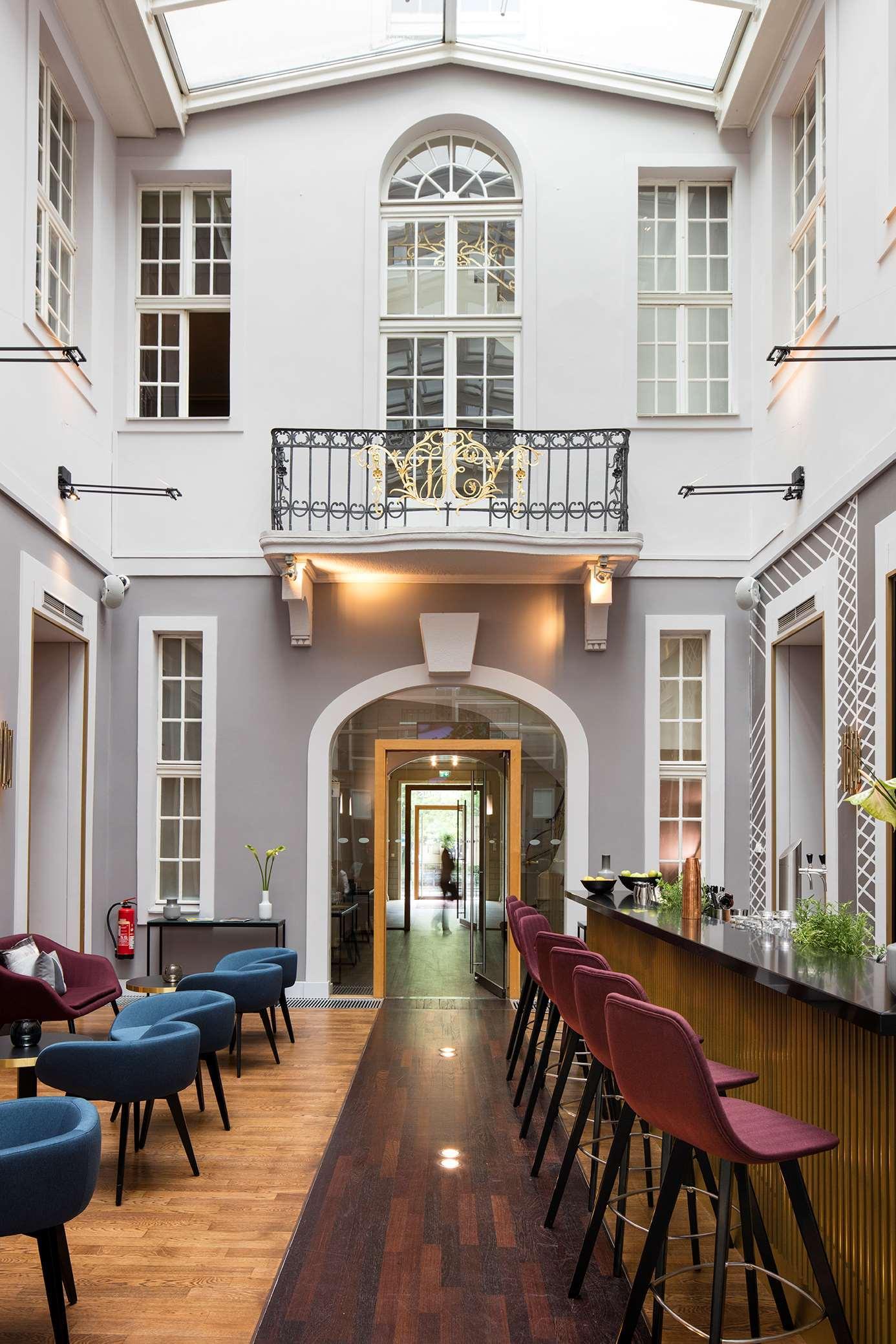 Hotel Art'otel Mitte, Powered By Radisson 4*