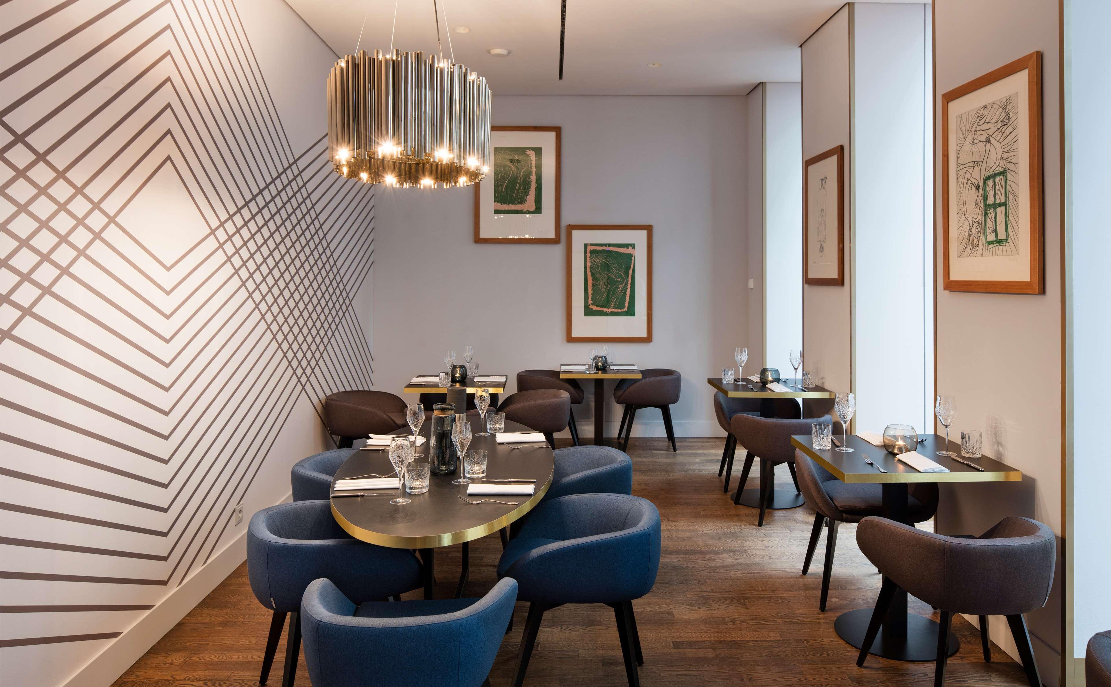 Hotel Art'otel Mitte, Powered By Radisson 4*