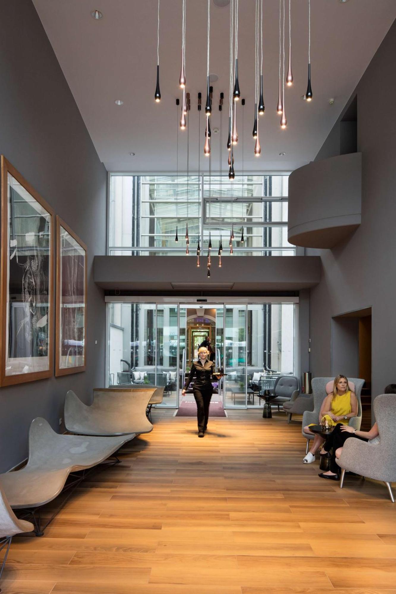 Hotel Art'otel Mitte, Powered By Radisson