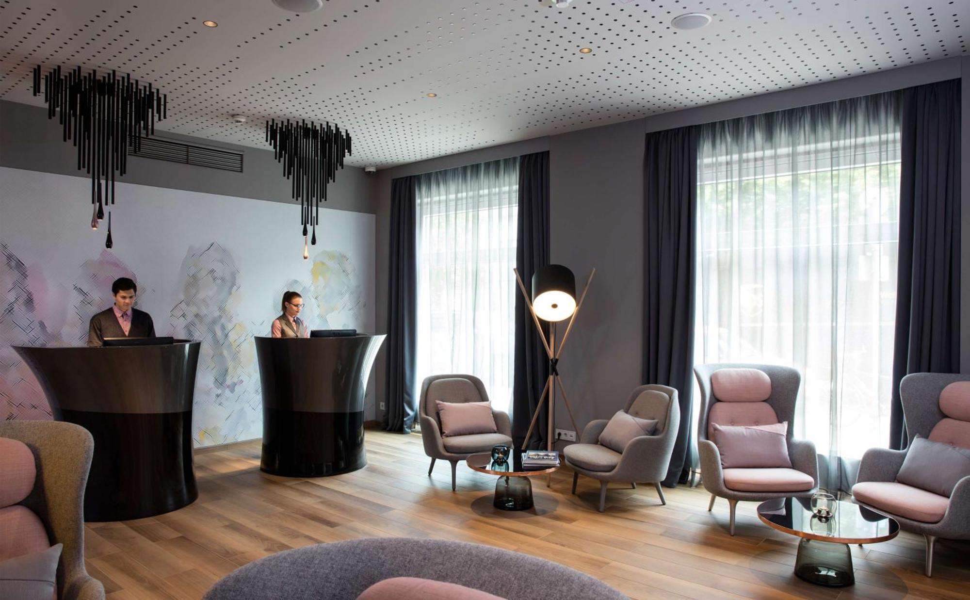 Hotel Art'otel Mitte, Powered By Radisson 4*