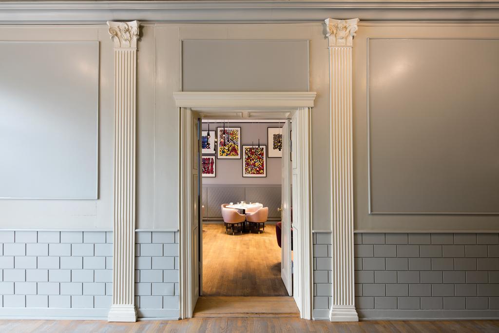Art'otel Mitte, Powered By Radisson 4*